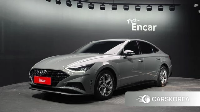 Hyundai Sonata (DN8) 2022 Серебристо-серый из Кореи