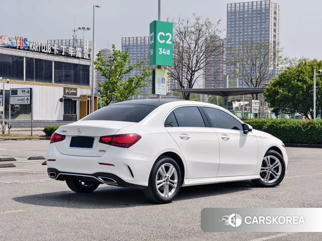 Mercedes-Benz A-Class 2023 Белый из Китая