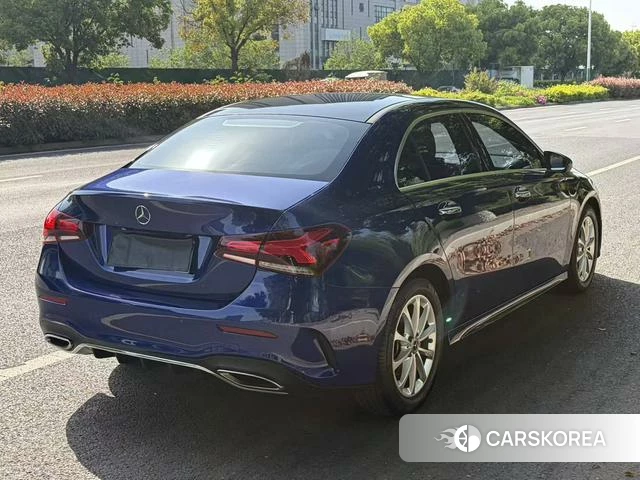 Mercedes-Benz A-Class 2021 Синий из Китая