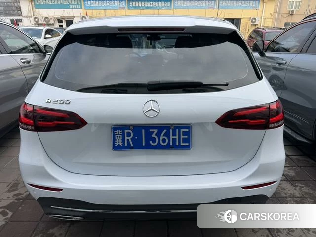 Mercedes-Benz B-class 2022 Белый из Китая