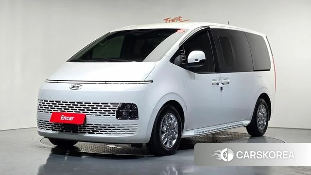Hyundai Staria 2022 Белый из Кореи