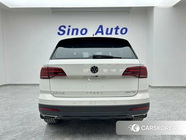 Volkswagen Tharu 2021 Белый из Китая