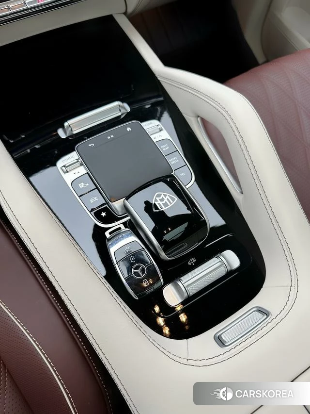 Mercedes-Benz Maybach GLS 2024 Черный из Китая