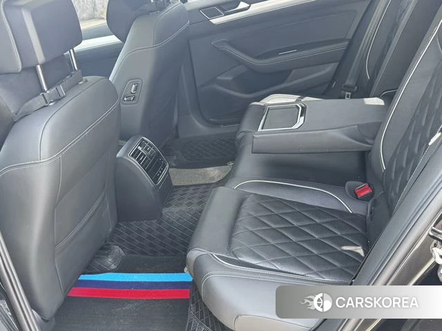 Volkswagen Magotan 2024 Черный из Китая