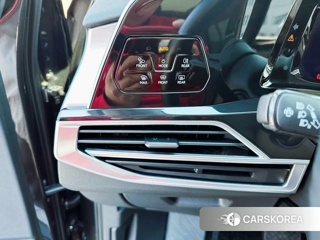 Volkswagen Talagon 2023 Черный из Китая