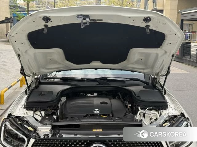 Mercedes-Benz GLC 2021 Белый из Китая