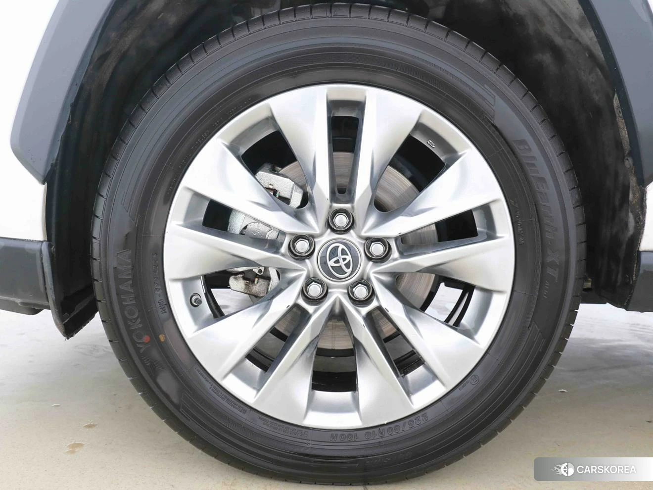 Toyota Wildlander 2021 Белый из Китая