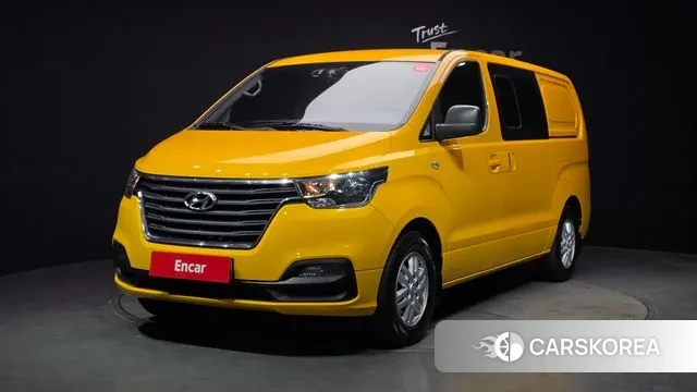 Hyundai The New Grand Starex 2018 Желтый из Кореи