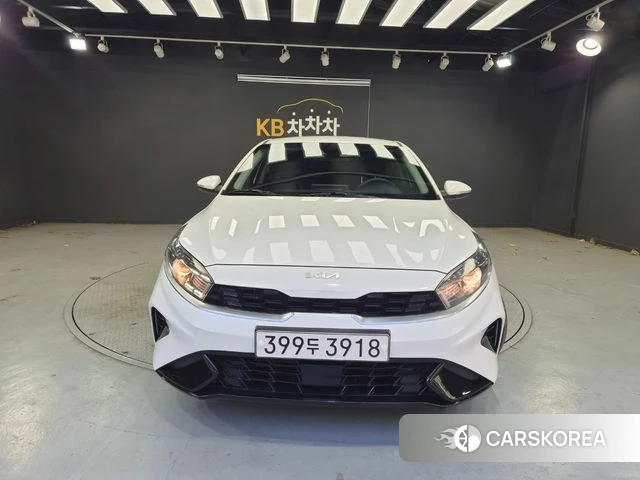 Kia The New K3 2nd generation 2023 Белый из Кореи