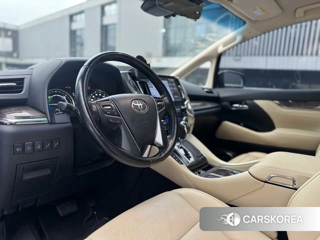 Toyota Alphard 2021 Черный из Китая