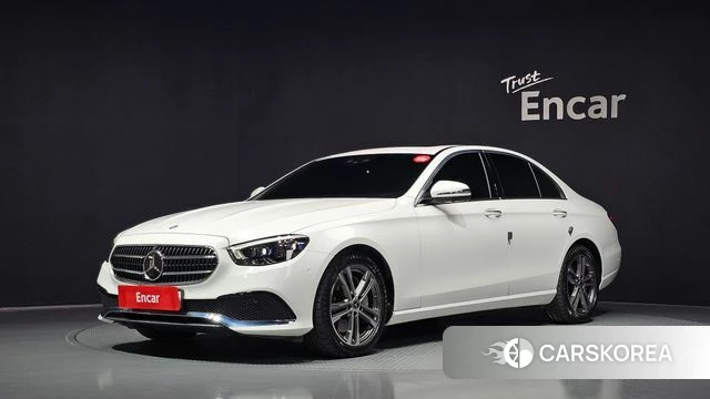Mercedes-Benz E-Class W213 2022 Белый из Кореи