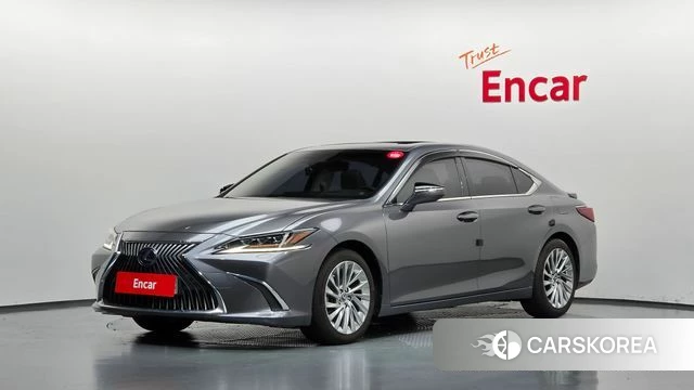 Lexus ES300h 7th generation 2019 Серый из Кореи
