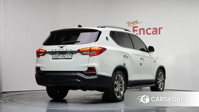 Ssangyong G4 Rexton 2018 Белый из Кореи