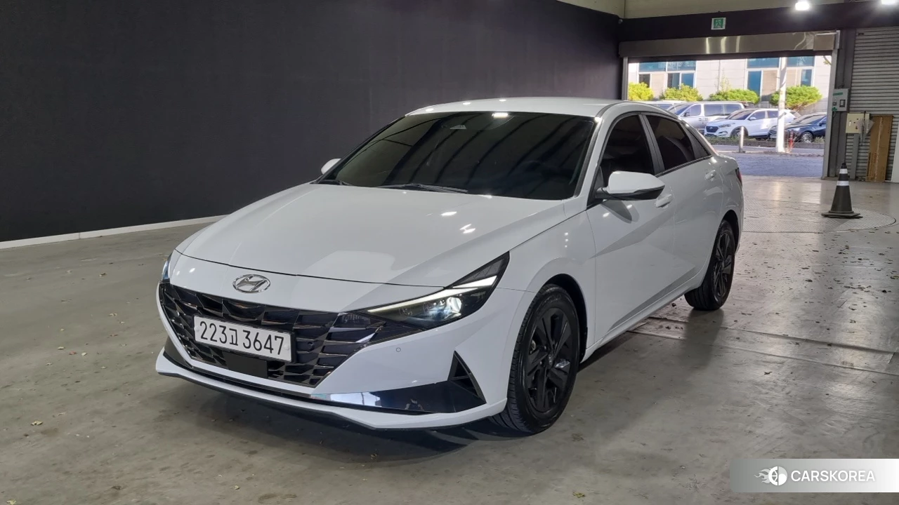 Hyundai Avante (CN7) 2021 Белый из Кореи
