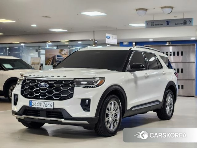 Ford Explorer 6th Generation 2025 Белый из Кореи