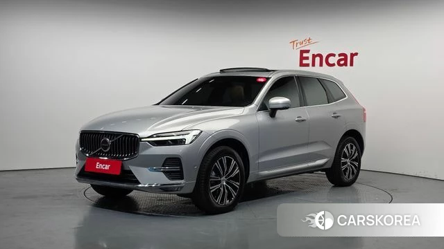 Volvo XC60 second Generation 2022 Серебряный из Кореи