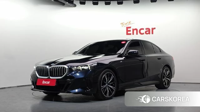 BMW 5 Series (G60) 2024 Черный из Кореи