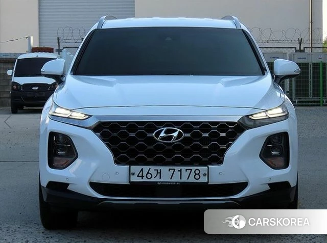 Hyundai Santa Fe TM 2018 Белый из Кореи