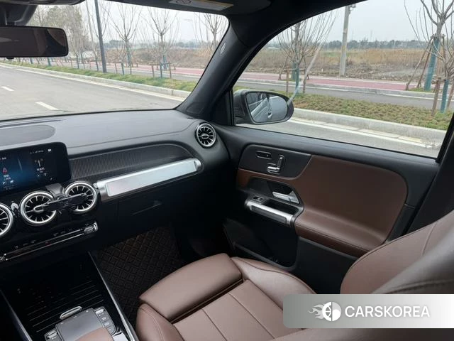 Mercedes-Benz GLB 2021 Темно-серый из Китая