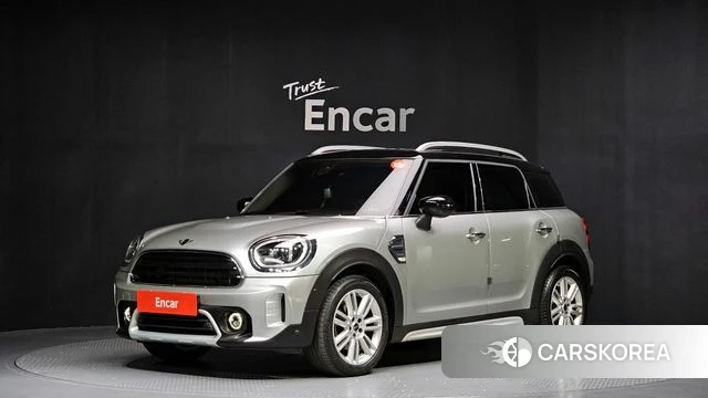 Mini Cooper Countryman 2023 Серебристо-серый из Кореи