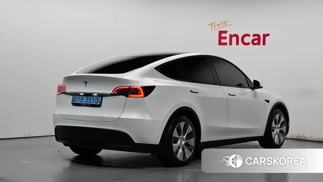 Tesla Model Y 2021 Белый из Кореи