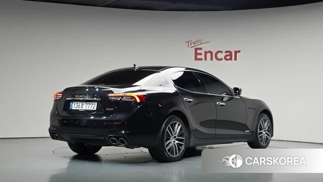Maserati Ghibli 2021 Черный из Кореи