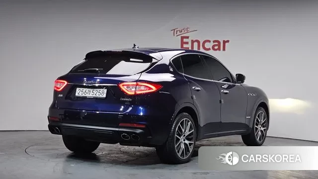 Maserati Levante 2019 Синий из Кореи