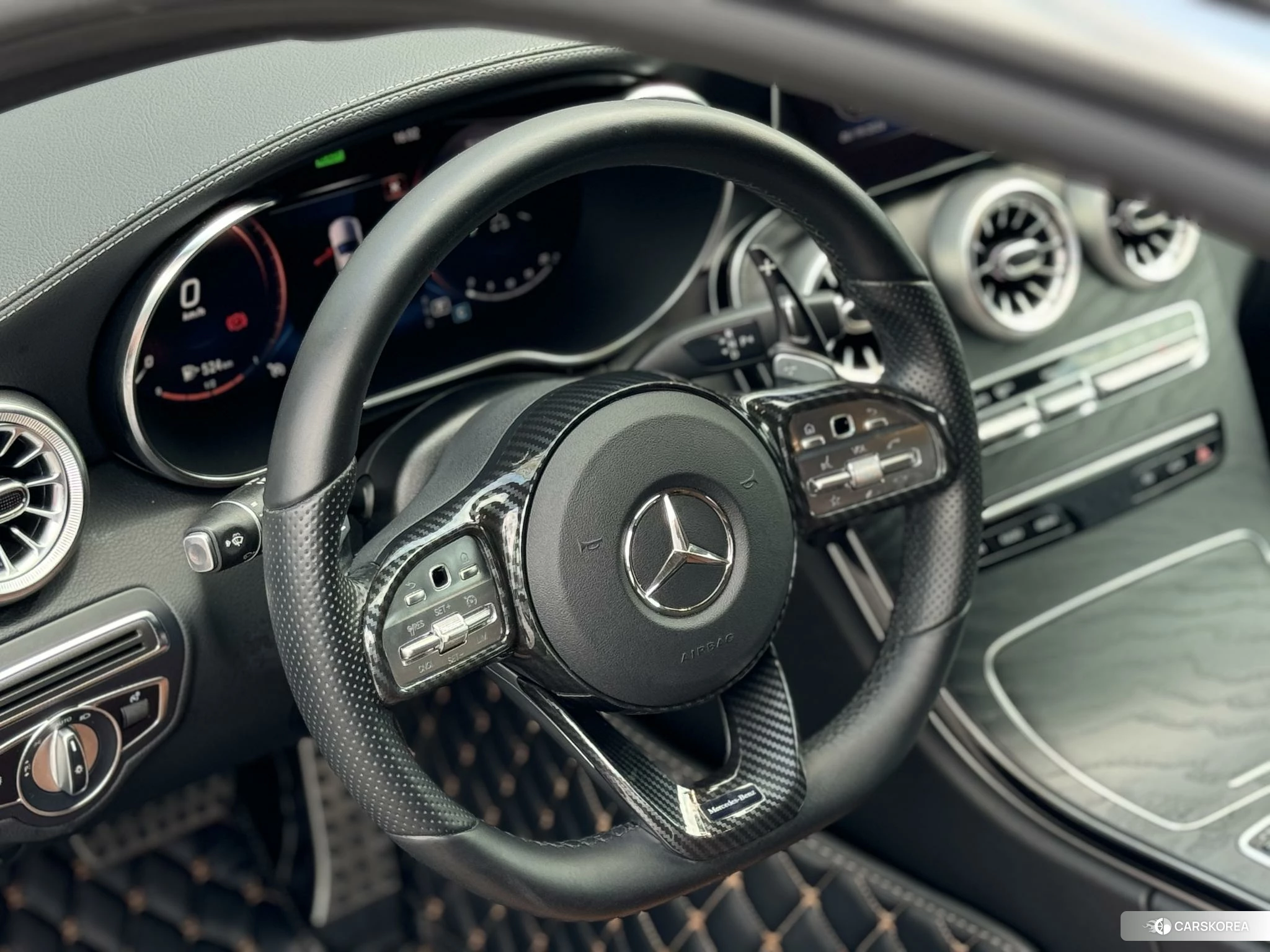 Mercedes-Benz C-class 2020 Темно-серый из Китая