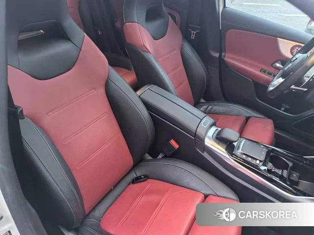 Mercedes-Benz AMG A-Class 2021 Белый из Китая