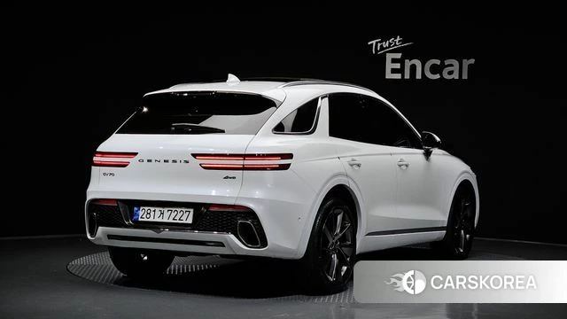 Genesis GV70 2023 Белый из Кореи