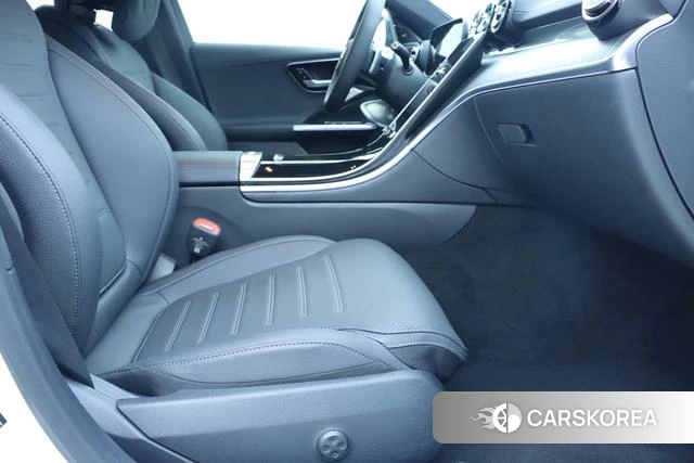 Mercedes-Benz C-class 2024 Белый из Китая