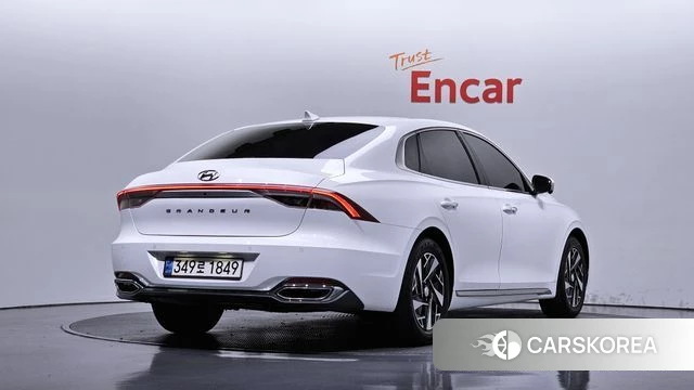 Hyundai The New Grandeur IG Hybrid 2021 Белый из Кореи