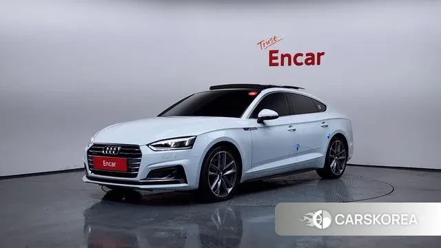 Audi A5 (F5) 2019 Белый из Кореи