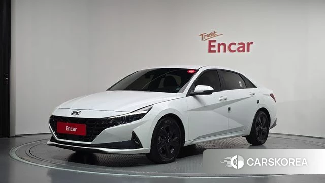 Hyundai Avante Hybrid (CN7) 2022 Белый из Кореи