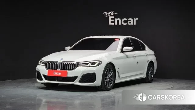 BMW 5 Series (G30) 2022 Белый из Кореи