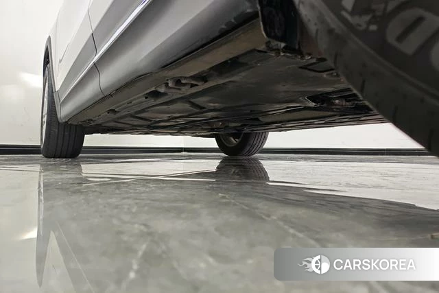 Mercedes-Benz GLB 2021 Белый из Китая