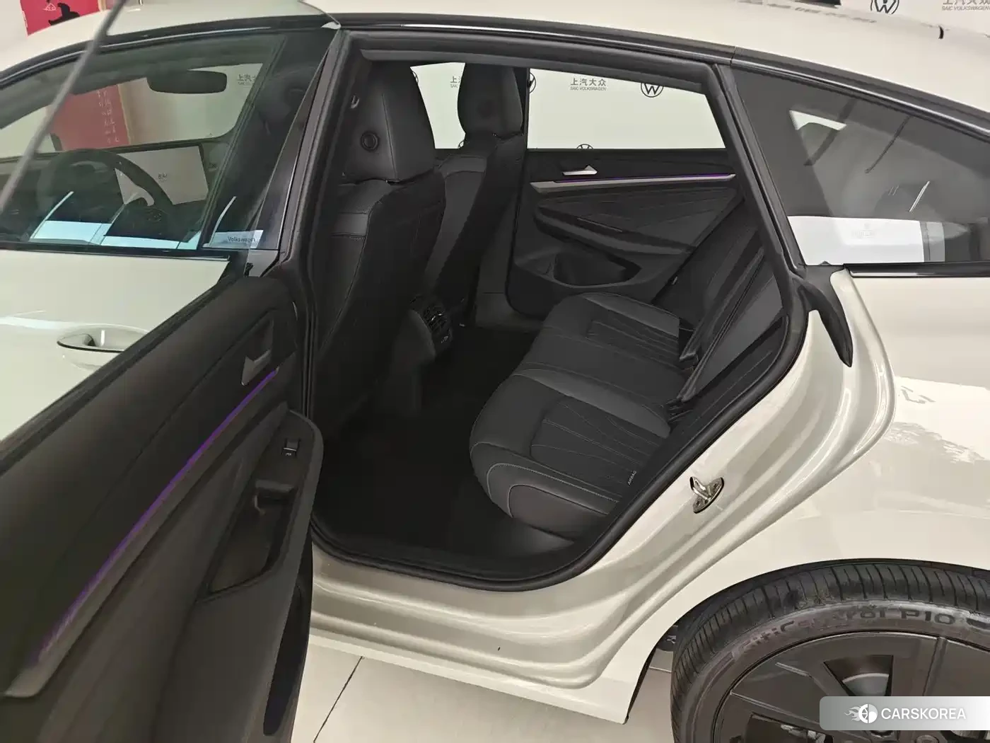 Volkswagen Lamando 2025 Silver/gray из Китая