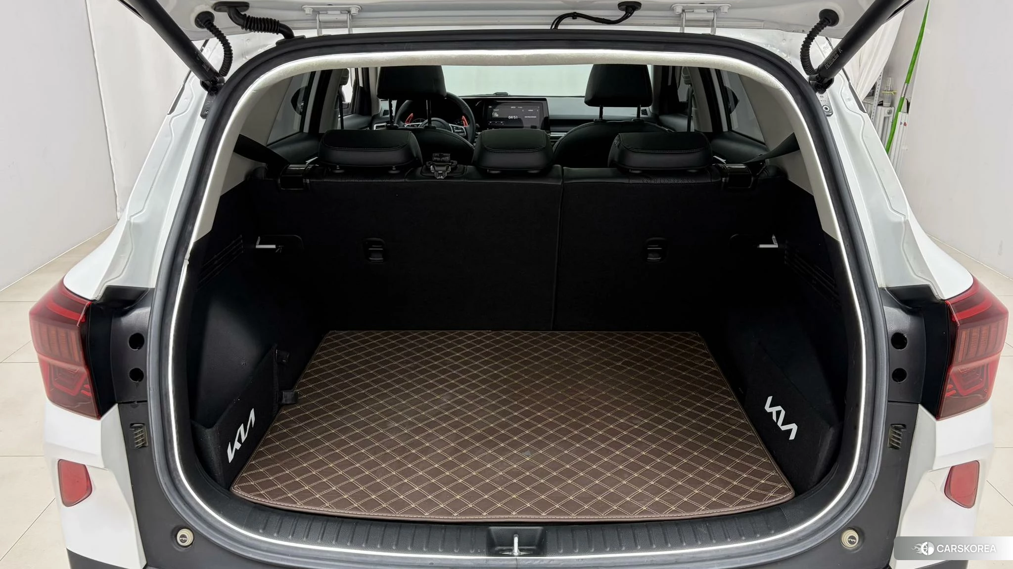 Kia KX3 2021 Белый из Китая