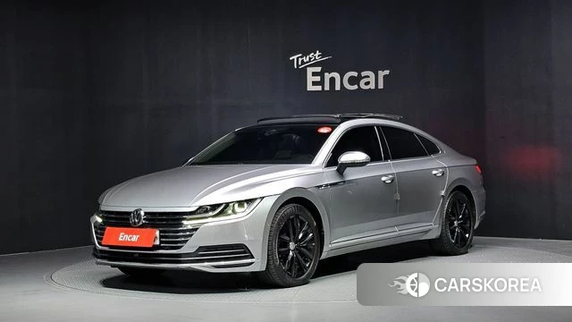 Volkswagen Arteon 2019 Серебристо-серый из Кореи