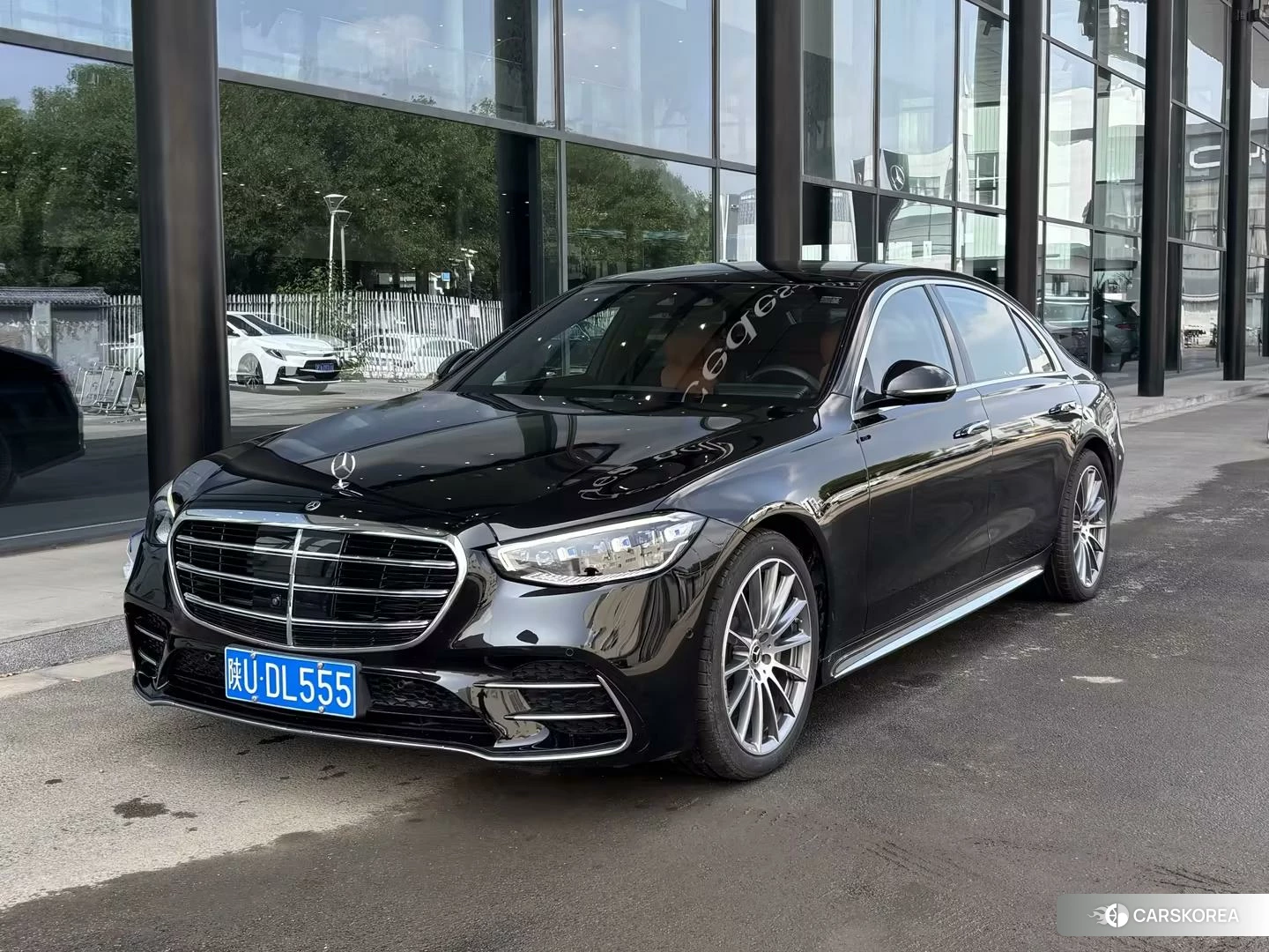 Mercedes-Benz S-Class 2023 Черный из Китая