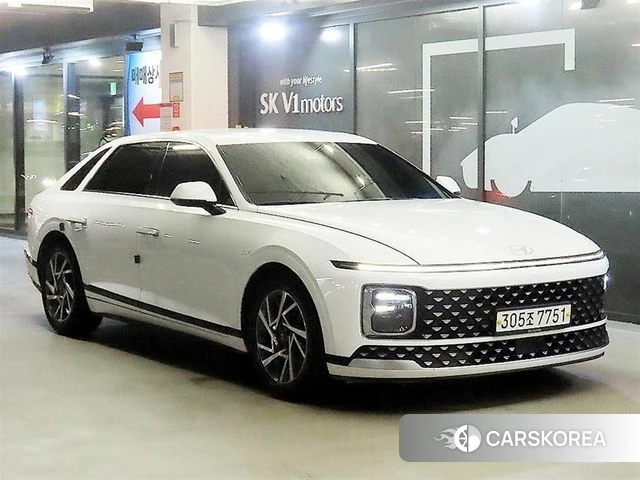 Hyundai Grandeur (GN7) 2023 Белый из Кореи