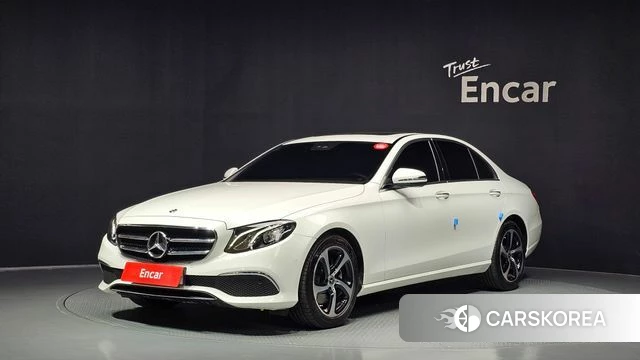 Mercedes-Benz E-Class W213 2020 Белый из Кореи