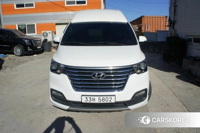 Hyundai The New Grand Starex 2018 Белый из Кореи