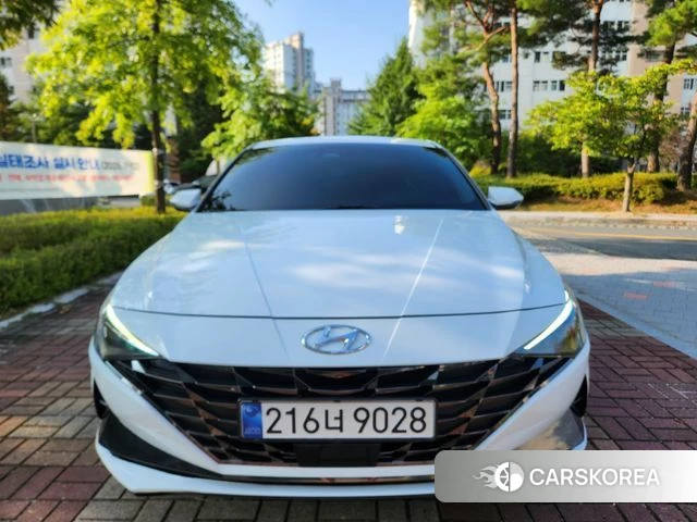 Hyundai Avante (CN7) 2022 Белый из Кореи