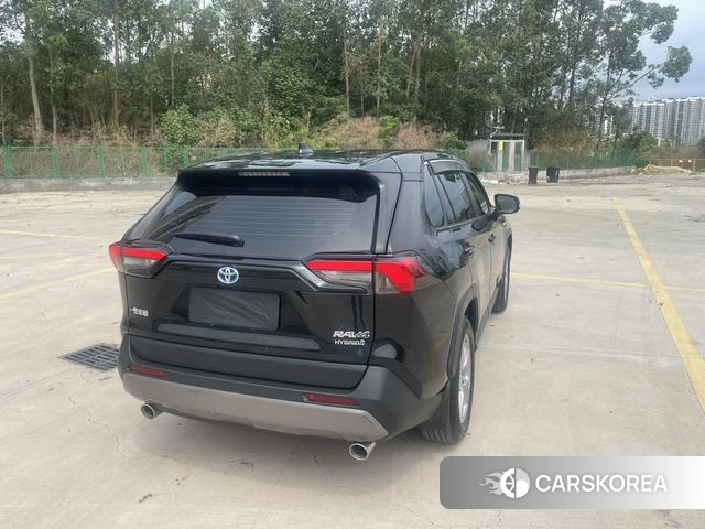 Toyota RAV4 2021 Черный из Китая