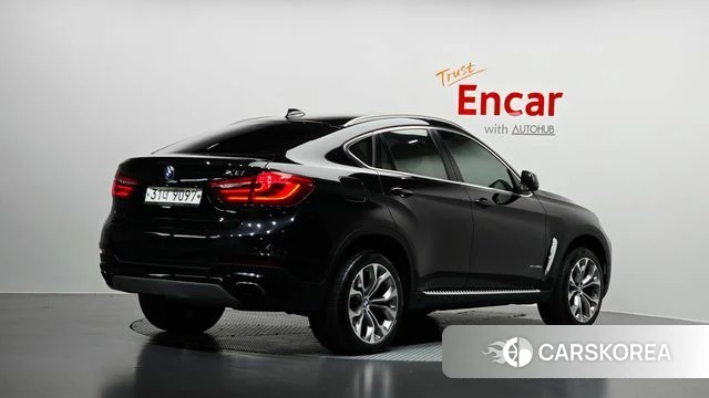 BMW X6 (F16) 2018 Черный из Кореи