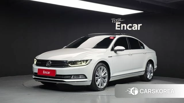 Volkswagen Passat GT (B8) 2018 Белый из Кореи