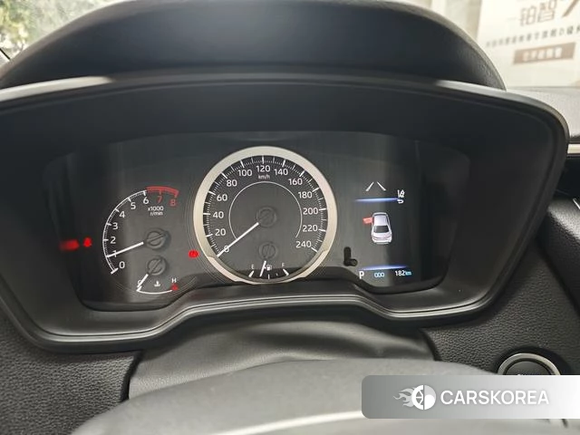 Toyota Levin 2024 Белый из Китая