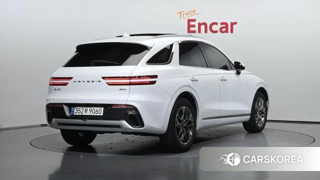 Genesis GV70 2021 Белый из Кореи