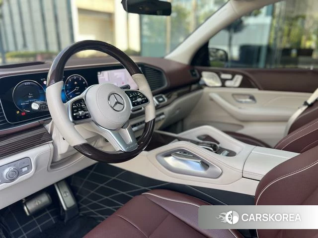 Mercedes-Benz Maybach GLS 2022 Черный из Китая